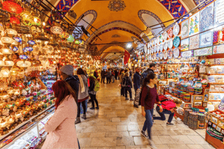 Exploring Istanbul's Grand Bazaar 