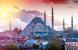 Istanbul: A Dynamic City Where East Meets West