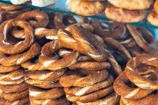 ring-shaped bread encrusted with sesame seeds