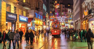 Vibrant Nightlife in Istanbul